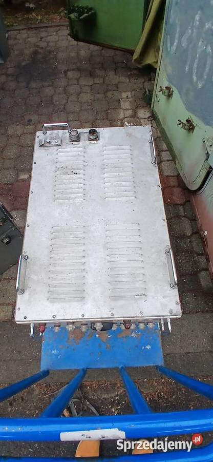 Stabilizator napięcia radiostacja wojskowa R140 sprzedam