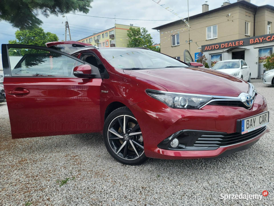 Toyota Auris 18 Hybrid 136 Bogata Wersja S ASO wielofunkcyjna kierownica Pabianice sprzedam