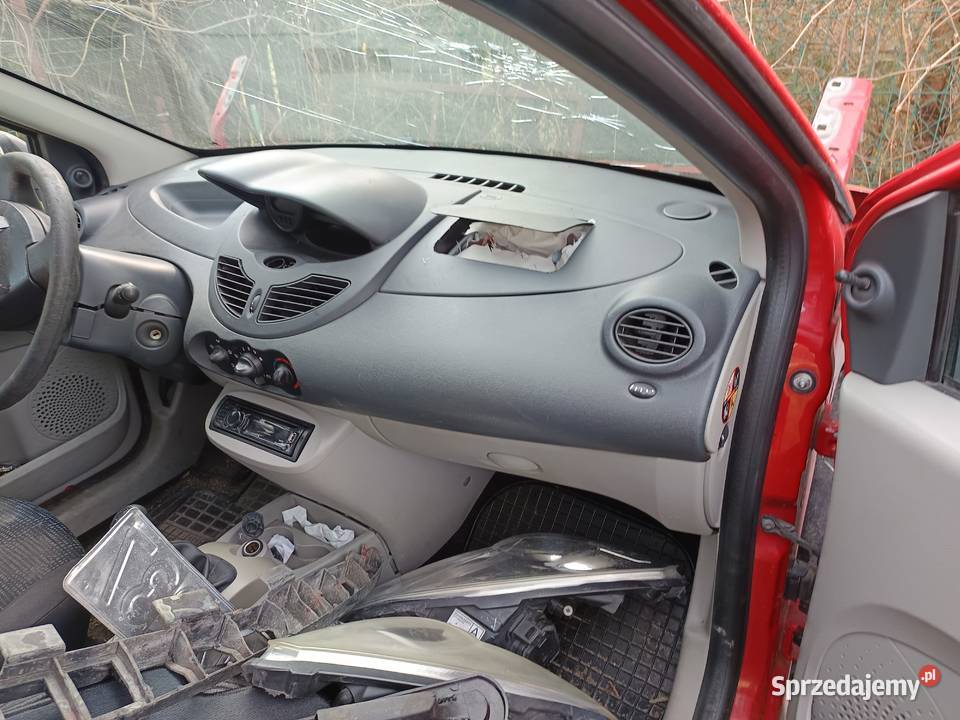 Deska kokpit konsola Renault Twingo 2010r kod Bychawa