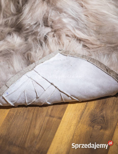 Narzuta ze skóry owczej islandzkiej beżowa Szaflary sprzedam