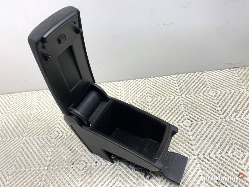 PODŁOKIETNIK VW PASSAT B6 Kombi 0511 3C0863319S