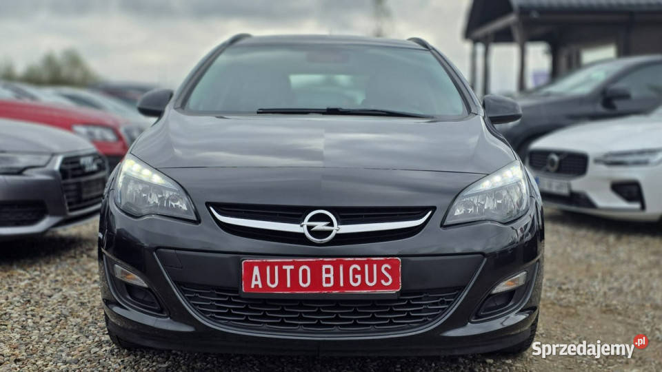 Opel Astra Mały Przebieg zarejestrowana super Lębork