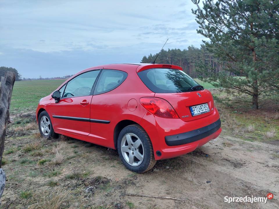 Peugeot 207 14 8v benzyna gaz 2008r Hatchback Konin