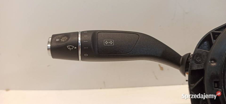 MERCEDES W205 MANETKI PRZEŁĄCZNIK ZESPOLONY osobowe