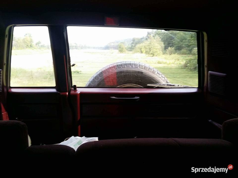 Isuzu Trooper 32BG automat klasyk Trooper
