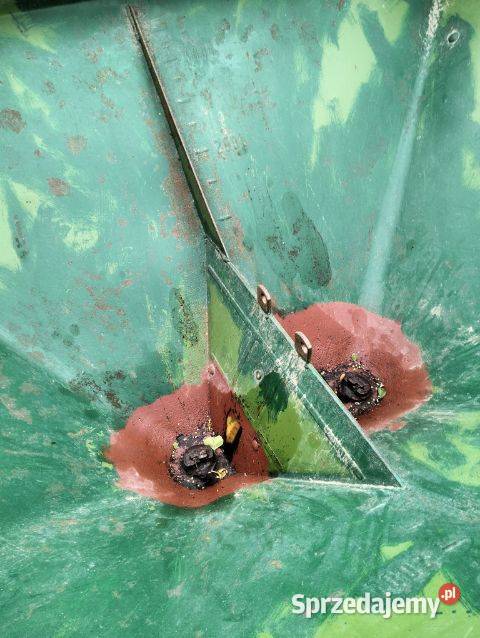 Sprzedam rozsiewacz Bokinia