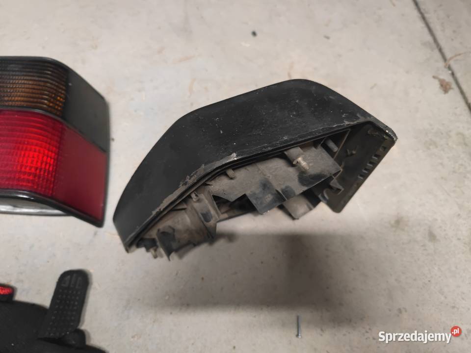 Lampy tylnie Golf 2 osobowe Lampy tylne Knurów