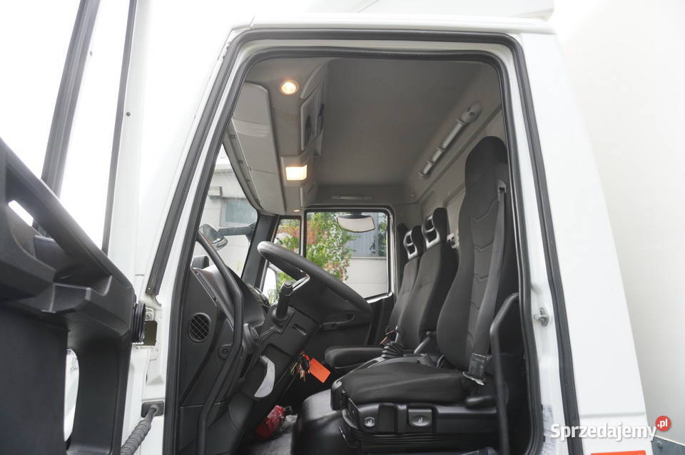 Iveco Eurocargo 12210 Kontener 18 EPAL 130 Winda nie Kraków