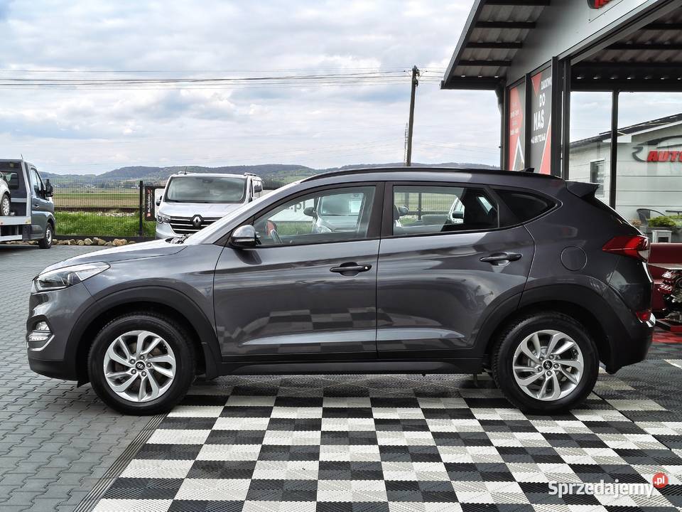 Hyundai Tucson Napęd 4x4 20 Diesel ładny Bogato 4/5 Zarszyn sprzedam