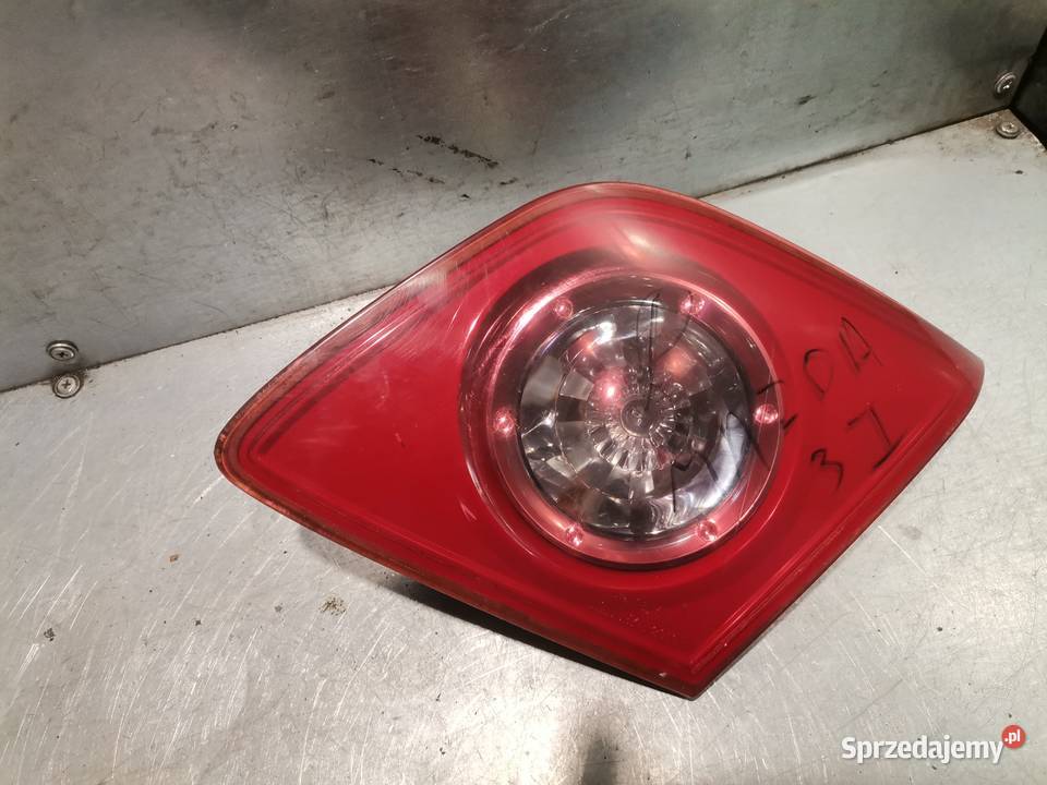 MAZDA 3 I BK HB LAMPA PRAWY TYŁ W KLAPE Lampy tylne Nowy Sącz