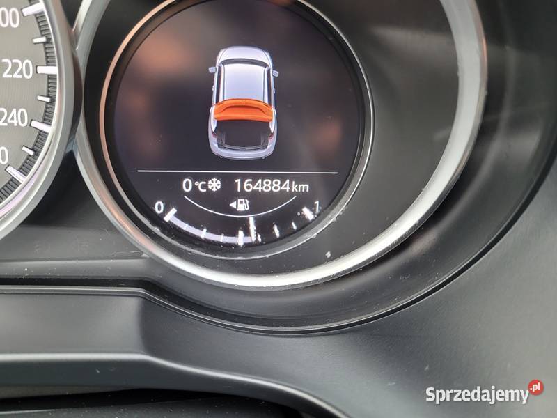 Super zadbana i bogata wersja 185KM Słomniki