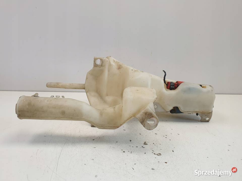 Volvo V40 ZBIORNICZEK PŁYNU DO SPRYSKIWACZY osobowe sprzedam