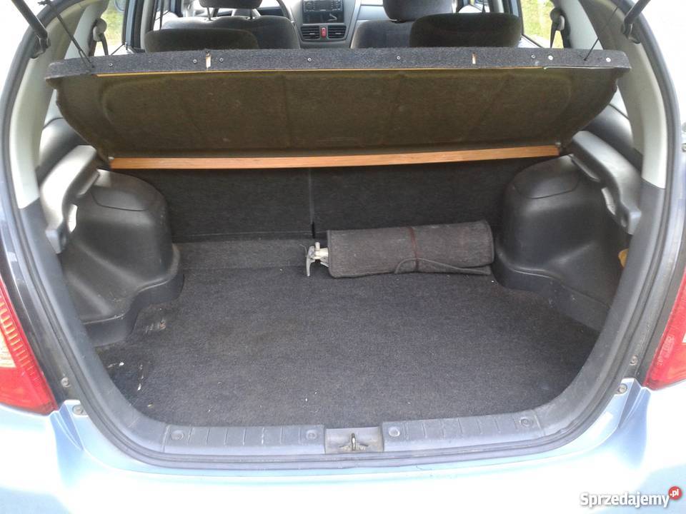 Okazja Suzuki Liana 16 niebieski Liana Łódź