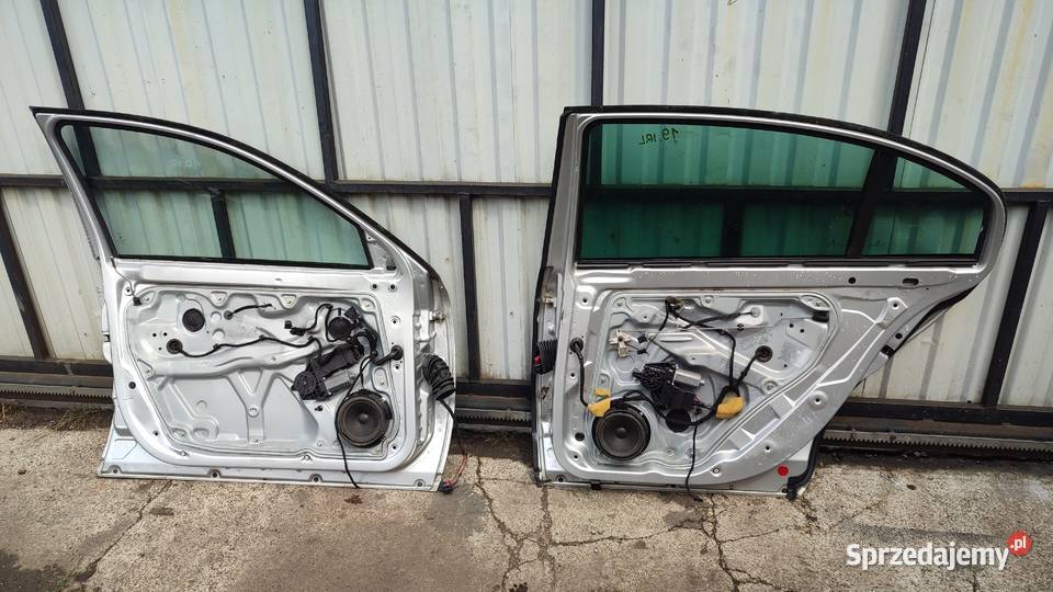 SKODA SUPERB I 3U 0106 DRZWI LEWE PRZÓD świętokrzyskie Włoszczowa