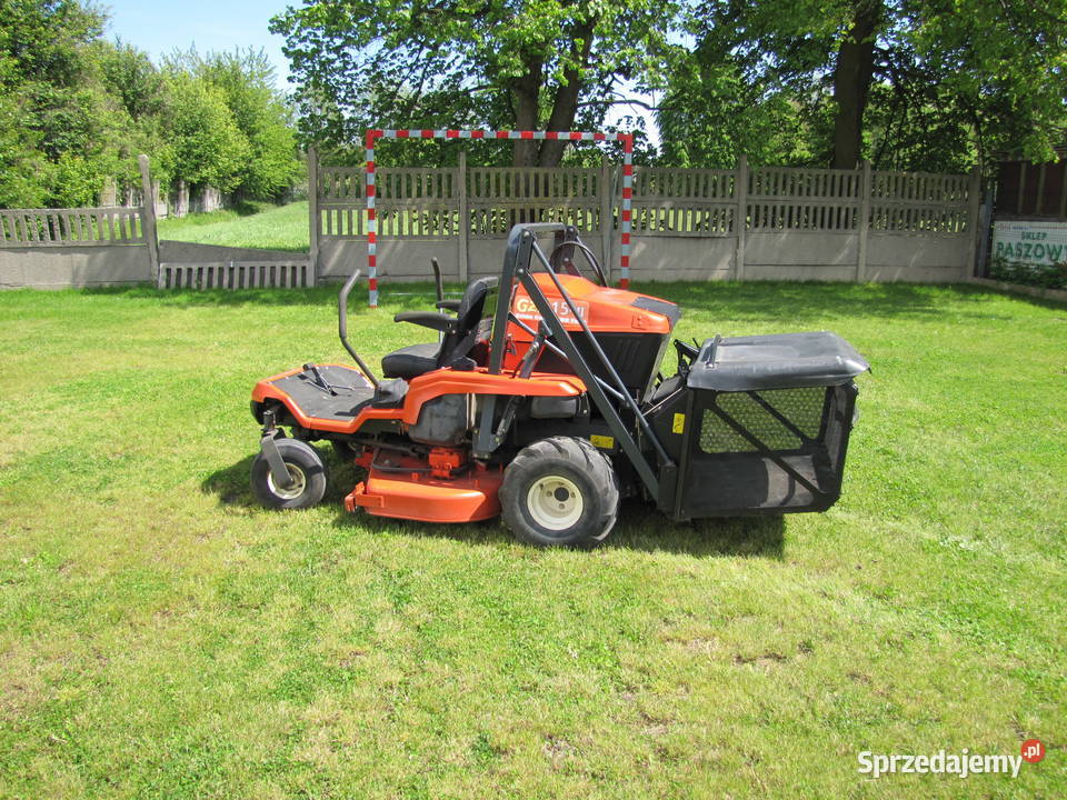 Traktor kosiarka samojezdna Kubota GZD15 górny Węgrów