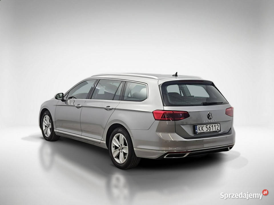 Volkswagen Passat Variant 20 TDI Elegance DSG Z nieuszkodzony Warszawa