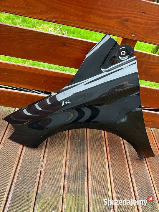 MERCEDES B KLASA W246 BŁOTNIK LEWY PRZEDNI PRZÓD Mirsk