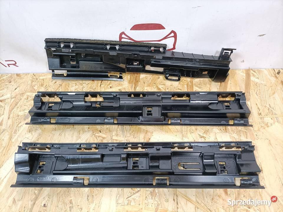 BMW X1 F48 F48N ŚLIZG MOCOWANIE PROGU LEWEGO Pleszew