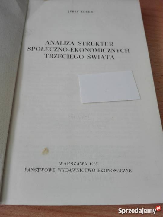 Analiza struktur społeczno ekonomicznych politologia, stos. międzynarodowe Książki naukowe i popularnonaukowe