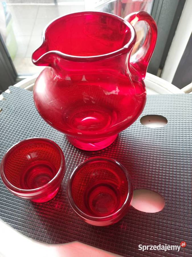 Dzbanek i kieliszki Huta Sudety PRL czerwone