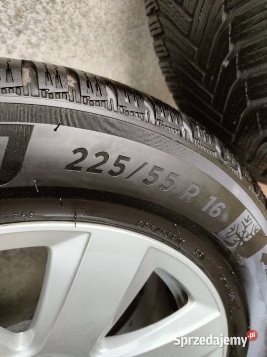 Opony z felgami Audi A4 B8B9 Super Stan Samochodowe Zwoleń