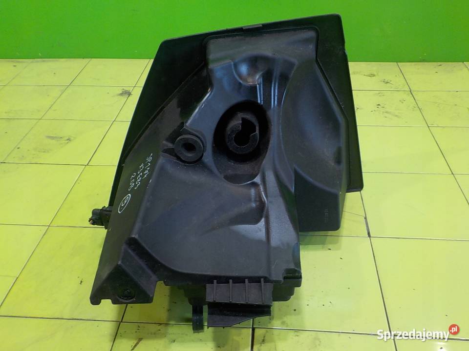 BMW X3 E83 20 B 06r 5D obudowa filtra powietrza