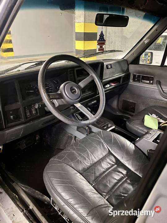 Jeepa Cherokee XJ 40 Kielce sprzedam