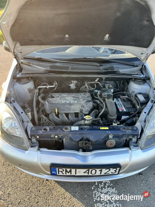 sprzedam toyota yaris 2001 silnik 13 1300cm3 podkarpackie