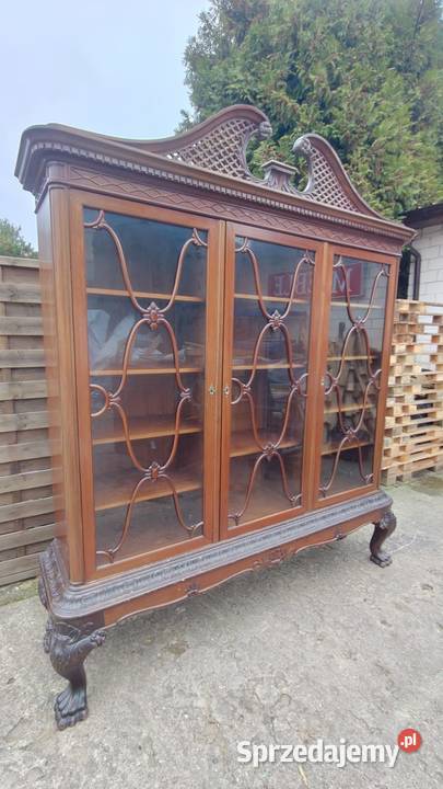 Kredens serwantka witryna chippendale rzeźbienia Warszawa sprzedam