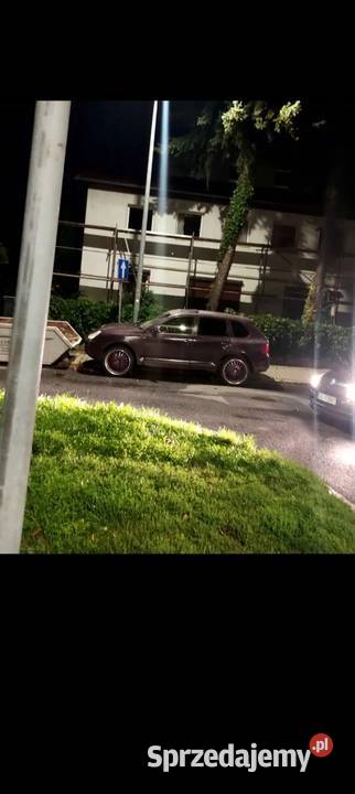 ZamienięSprzedam Porsche Cayenne 4x4 45benz GAZ kupiony w Polsce Cayenne dolnośląskie Kowary