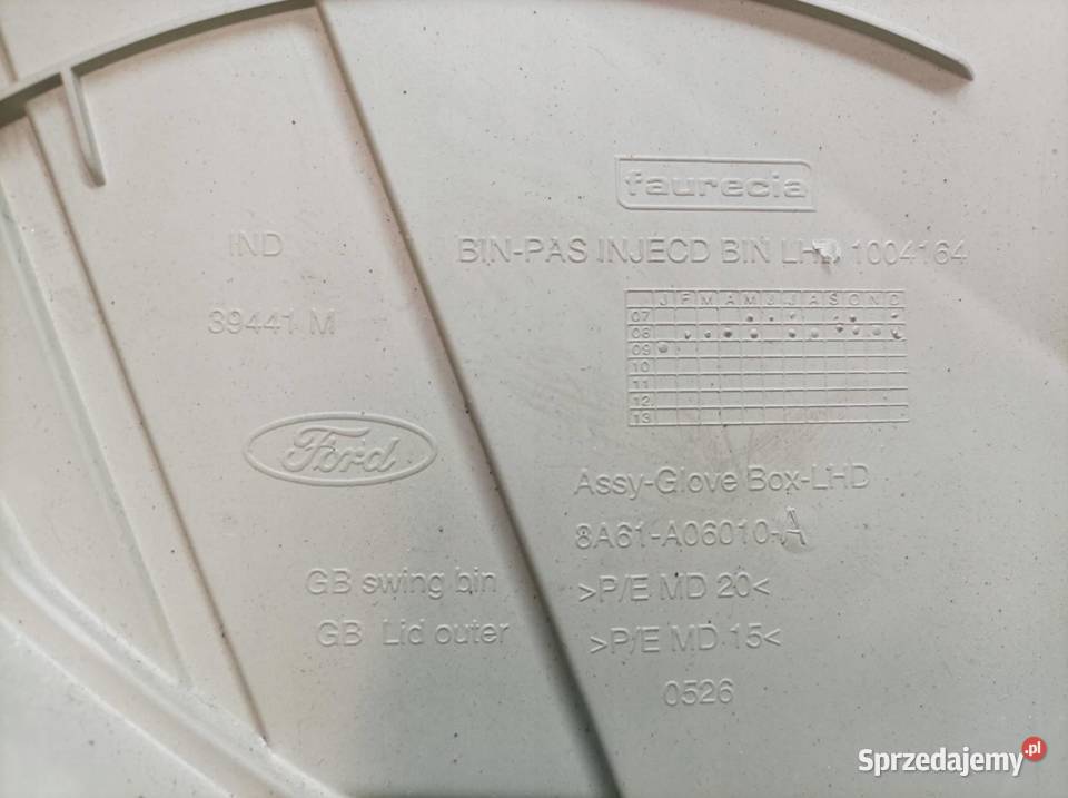 SCHOWEK PRAWY PASAŻERA DESKI EU JASNY Rok produkcji 2009