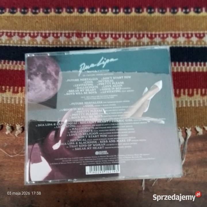 Trzy plyty CD