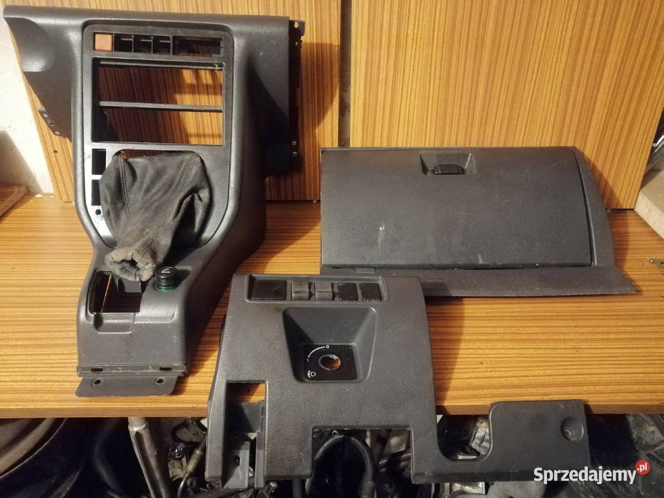 Polonez konsola środkowa schowek Caro Plus kombi Suskowola sprzedam