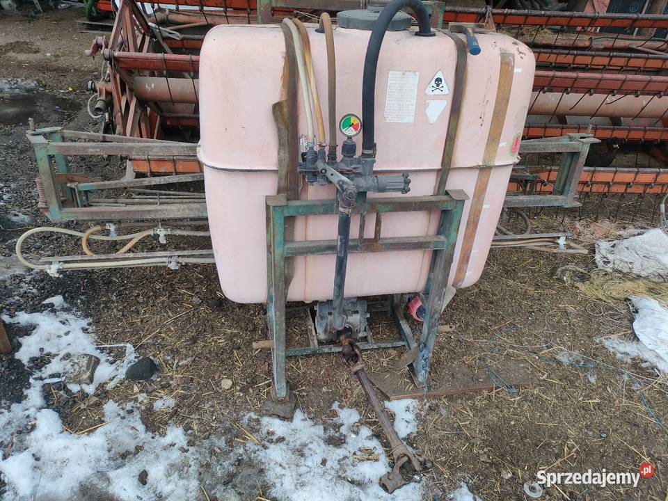 Sprzedam pług 4 skibowy siewnik i opryskiwacz Amazone Szczekociny