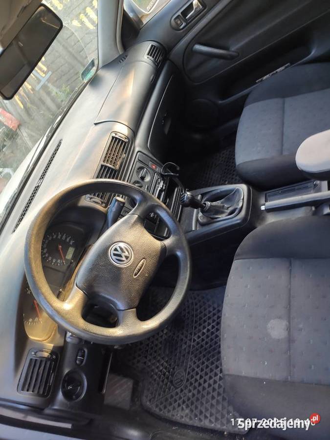 Volkswagen Passat 18 gaz benzyna 297000km Ożarowice