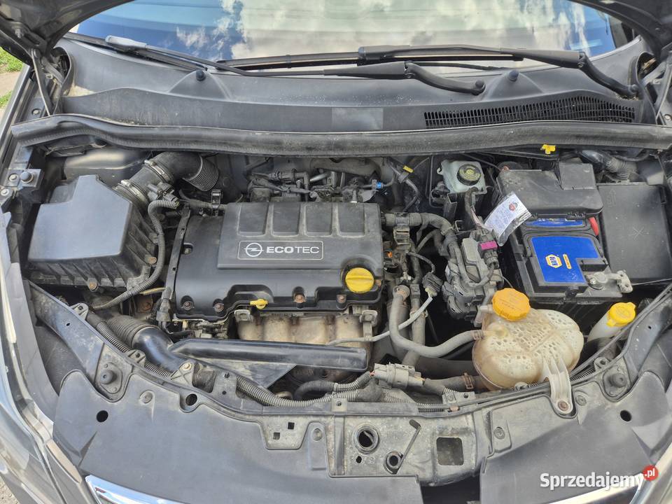Opel Corsa 12 benzyna 86 Nowy rozrząd i olej 86KM łódzkie Skierniewice