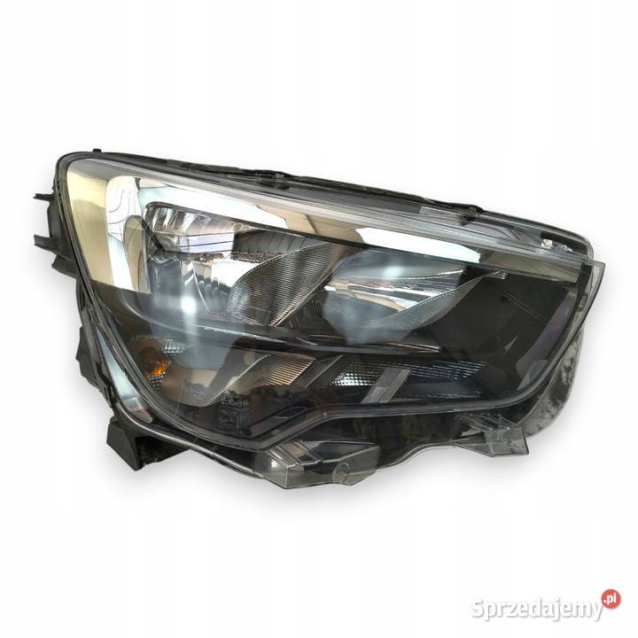 LAMPA PRAWA Opel Combo E prawy przód przednia Chełm