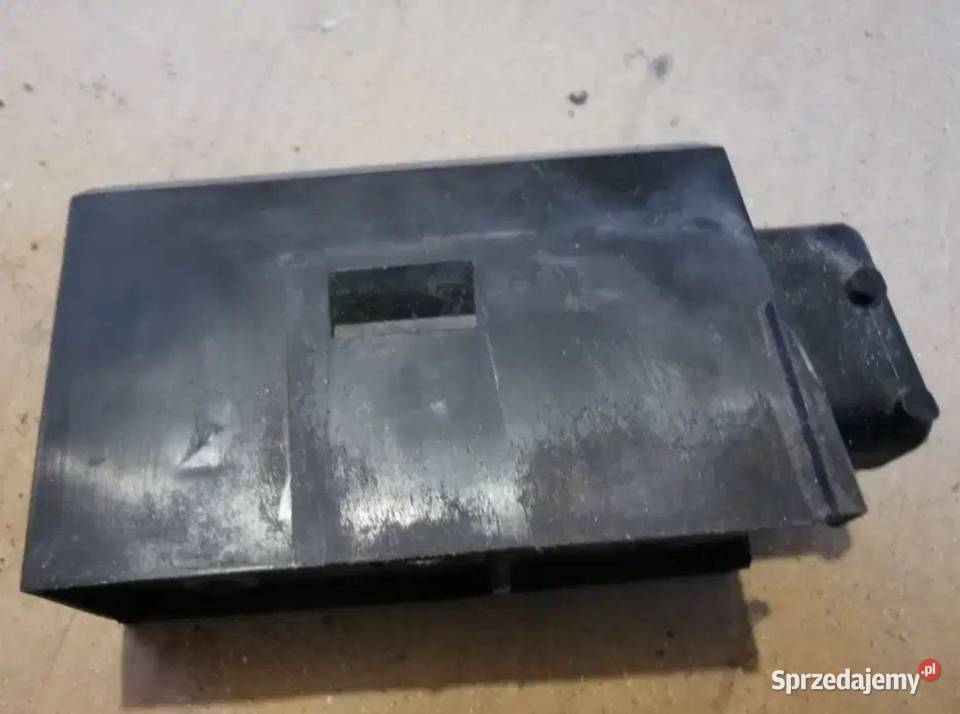 Siłownik centralnego zamka BMW E36 lewy prawy Centralne zamki sprzedam