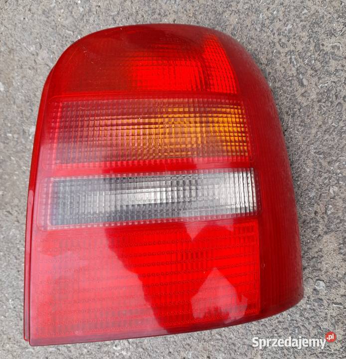 Lampy tył Audi A4B5 kombi łódzkie Sieradz