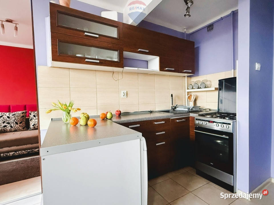 Kawalerka z oddzielną sypialnią i balkonem Piętro 4 Bielsko-Biała sprzedam