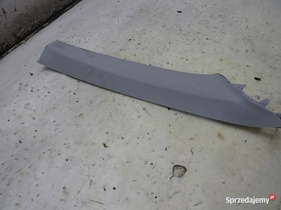 OSŁONA SŁUPKA PRAWA TOYOTA RAV 4 IV 6221042050 osobowe Podszybia lubelskie