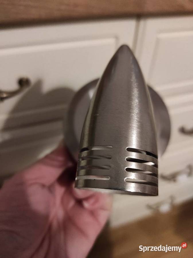 Srebrna aluminiowa lampka kinkiet ścienny lampa Oświetlenie Olsztyn sprzedam
