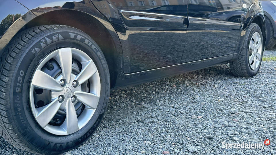 Kia Rio 14 Benzyna Zarejestrowany Ubezpieczony Hatchback Elbląg