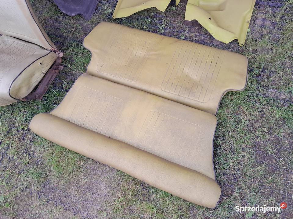 Zielone fotele Fiat 126p mazowieckie Tłuszcz