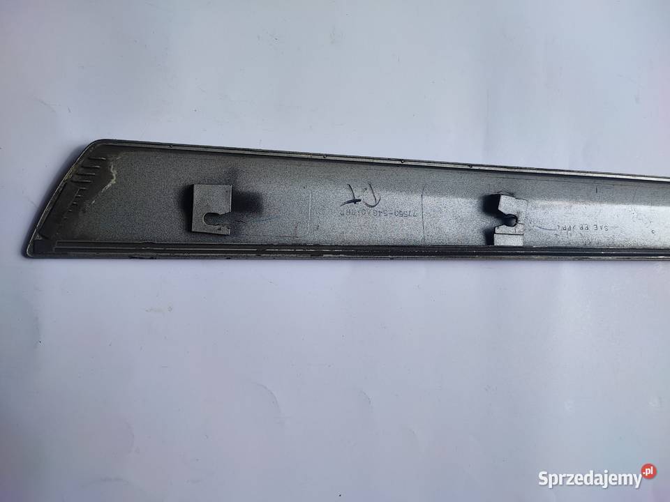 Listwa drzwi Suzuki Liana kujawsko-pomorskie Lipno sprzedam
