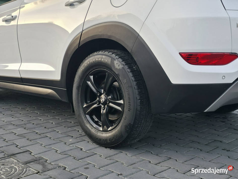 Hyundai Tucson 16 Benzyna Serwisowany Gwarancja asystent pasa ruchu Tucson Tucson świętokrzyskie