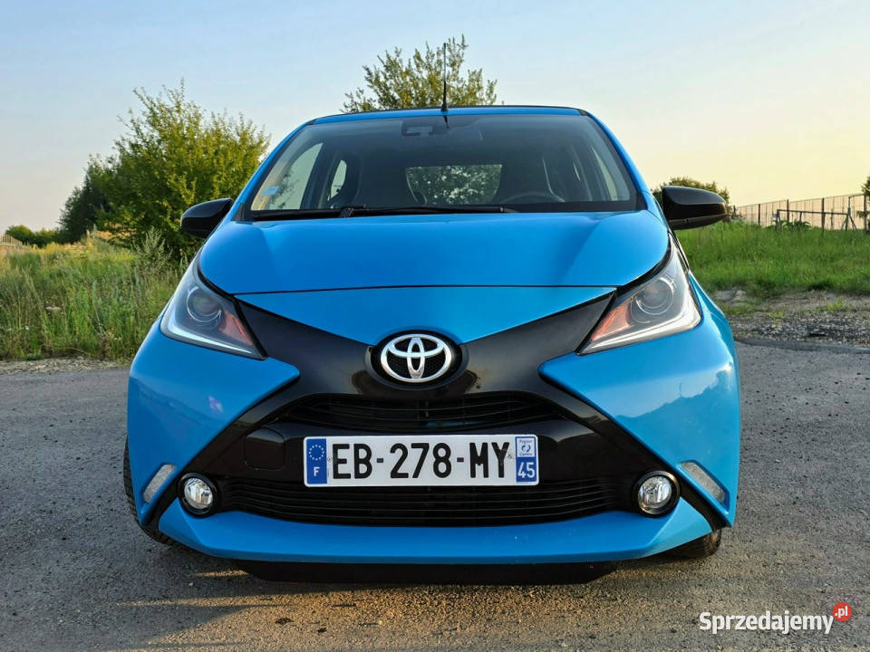 Toyota Aygo Toyota Aygo 10 Wave 2 fabryczny benzyna małopolskie Więcławice Stare sprzedam