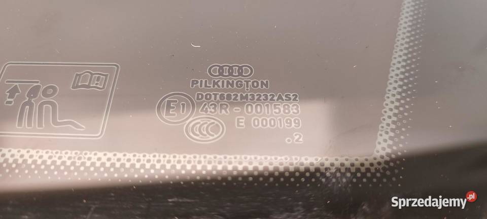 AUDI A5 8T SZYBA KAROSERYJNA PRAWY TYŁ 8T8845300