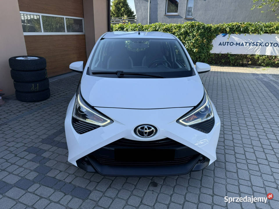Toyota Aygo 10 72 Klima Kamera CarPlay II 2014 Orzech