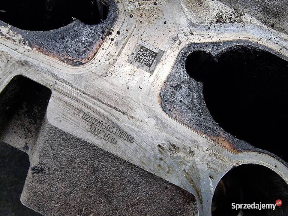 GŁOWICA LEWA AUDI A8 D3 BPK 06E103373E osobowe Lipno